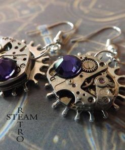 Pendientes Steampunk cortos con engranaje morados